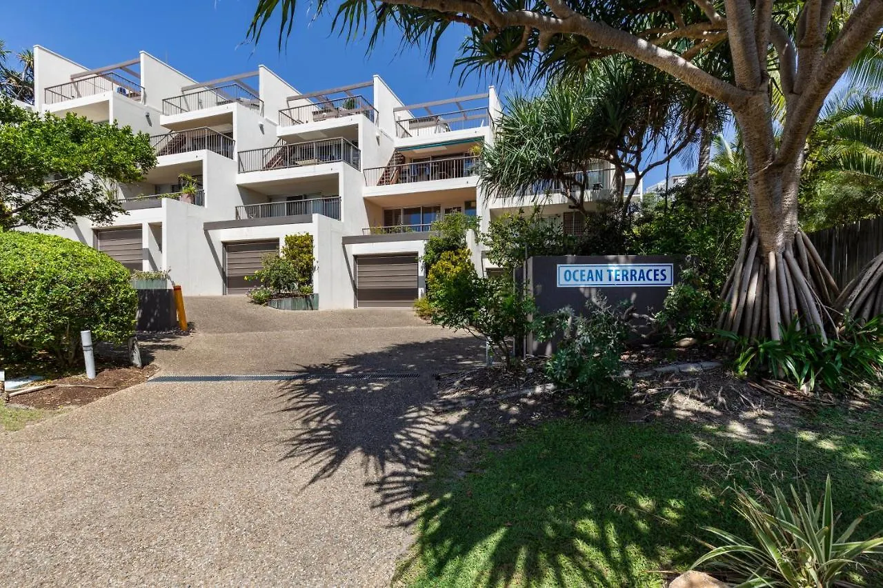 Apartment Comfortable & Stylish With Rooftop Spa Sunshine Beach